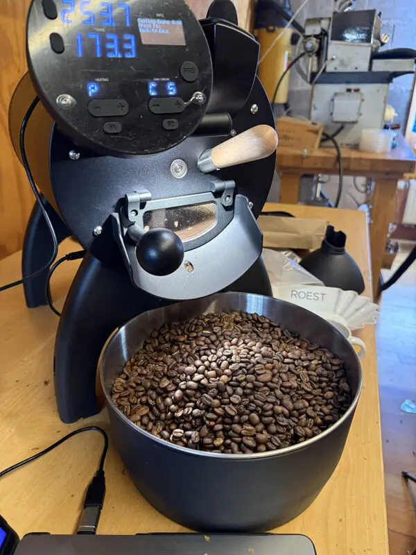 ailliobulletr2pro fullbatchcooltray2 600x800.jpg